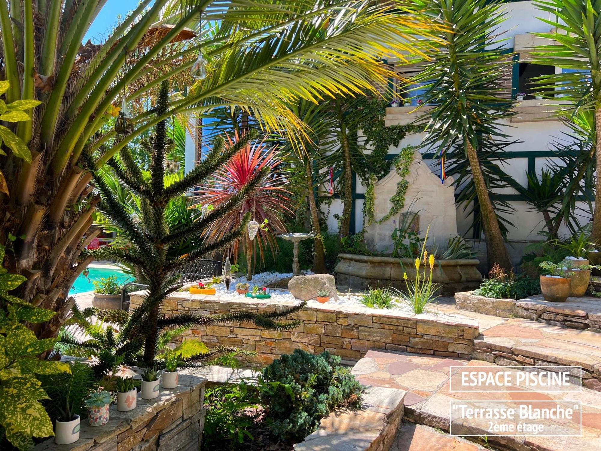 Villa Merkel - 27 Pers - 11 Chambr - 10 Wc - Piscine Anglet Exterior photo